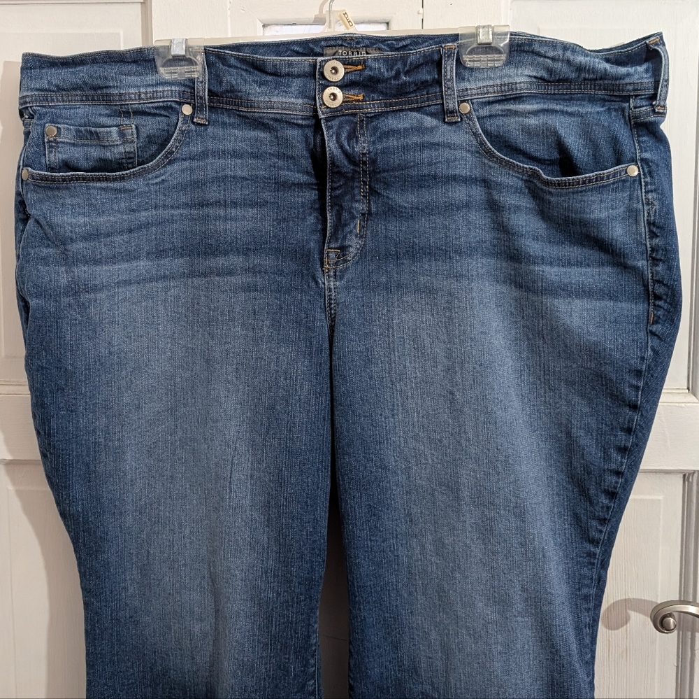 Torrid Medium Wash Flare Jeans - Picture 2 of 8